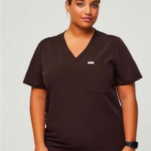 Like new Figs espresso scrub set XXL